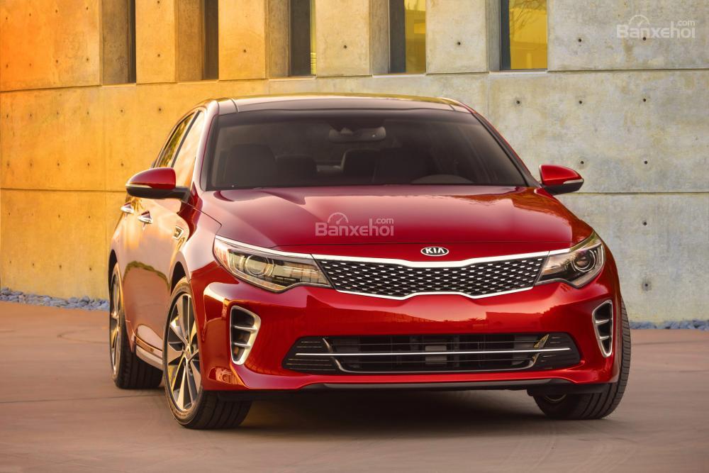 Kia Optima thiết kế sang trọng, hướng đến đối tượng khách hàng trưởng thành..