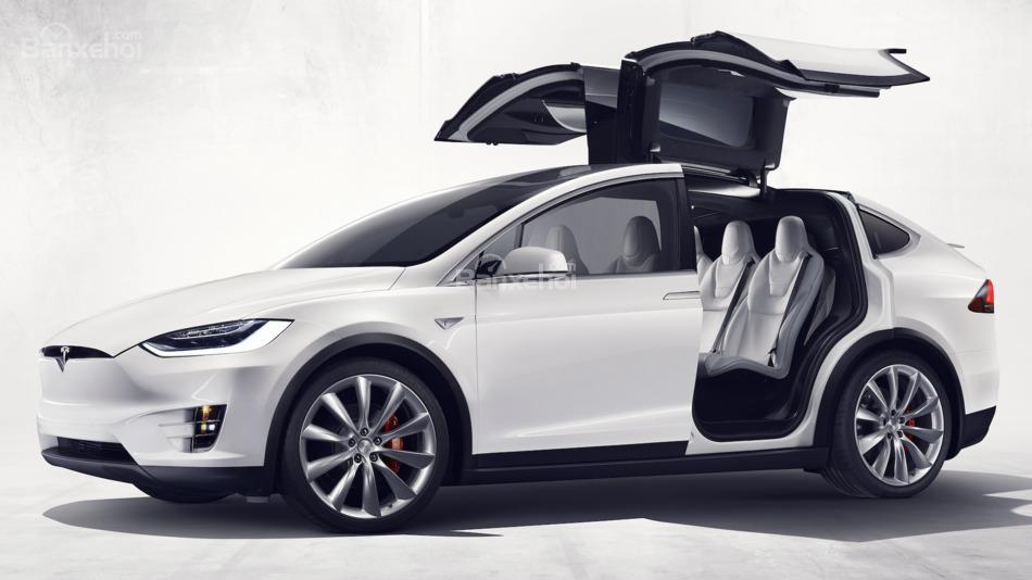 Tesla Model X có tùy chọn nội thất giả da toàn bộ.