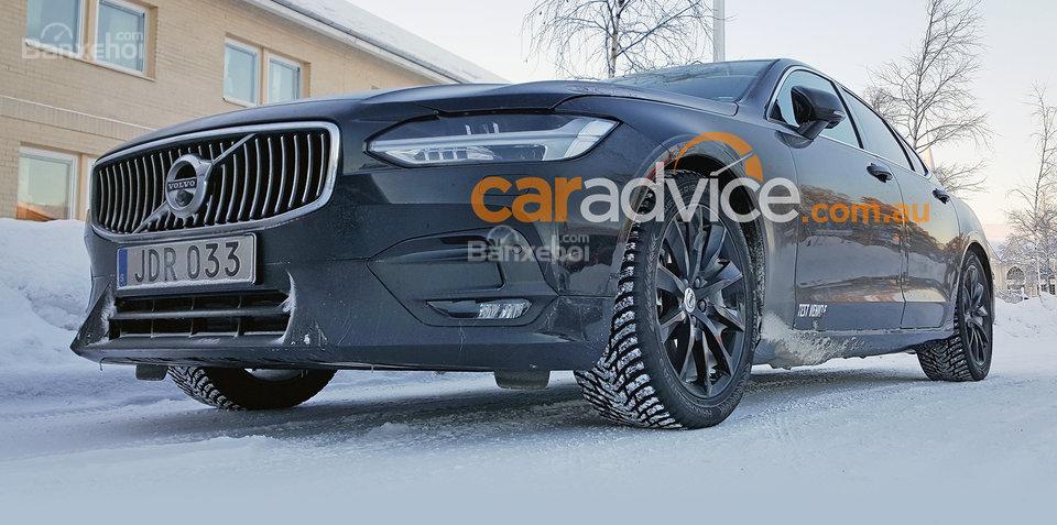 Chiêm ngưỡng ảnh trần của Volvo S90 R-Design 2017.