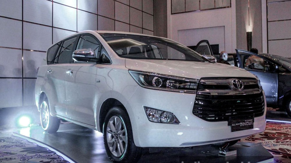Đánh giá xe Toyota Innova 2016: Nâng cấp toàn diện.