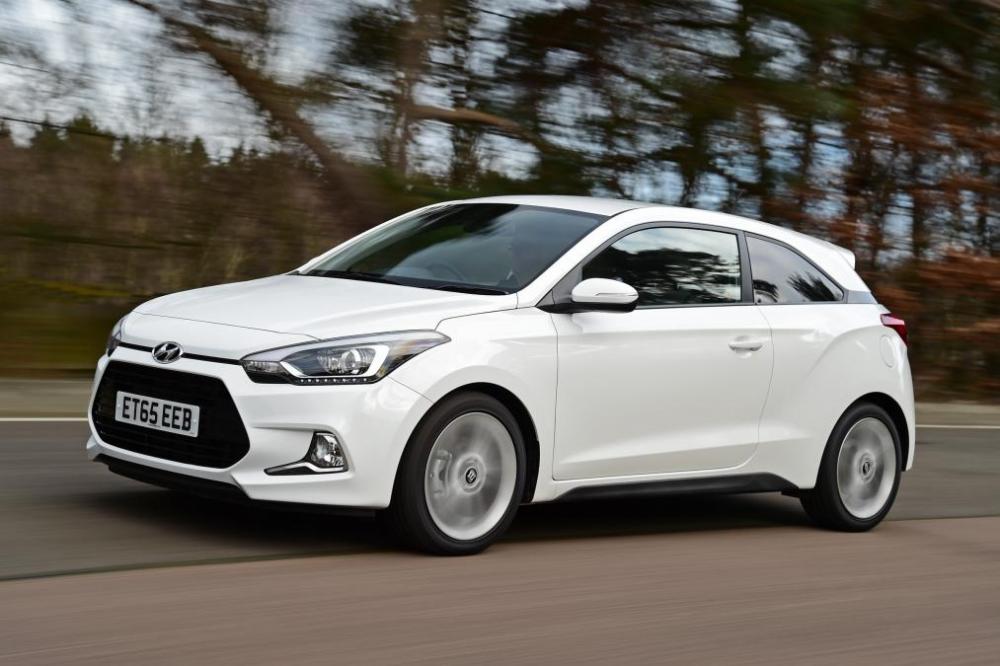 Đánh giá xe Hyundai i20 Coupe 2016