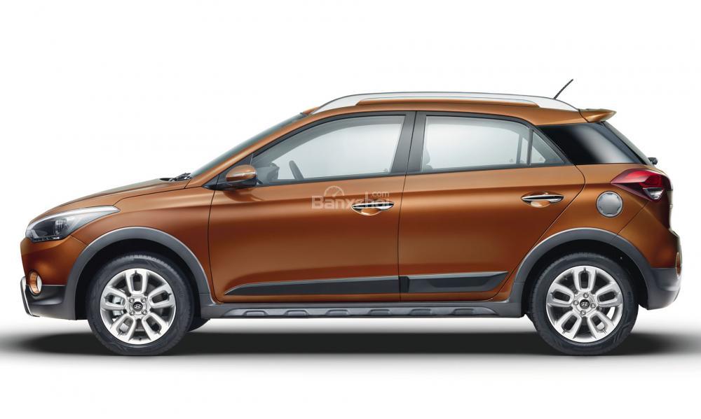 Đánh giá xe Hyundai i20 Active 2016 phần thân 1.