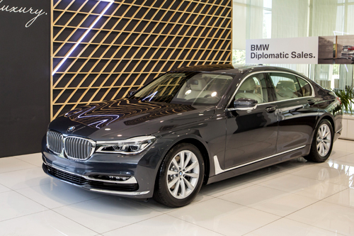 BMW 730Li về Việt Nam, hét giá 4 tỷ.