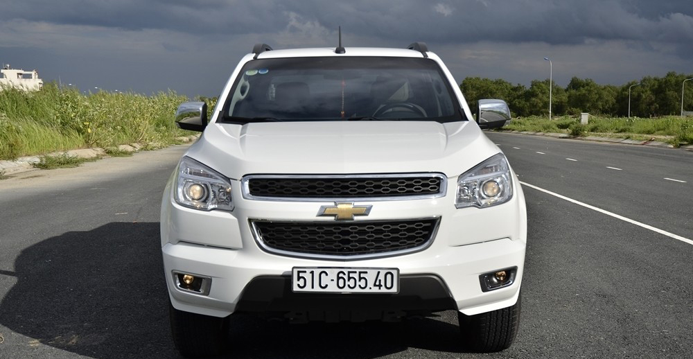 Đánh giá xe Chevrolet Colorado 2015 phần đầu 1.