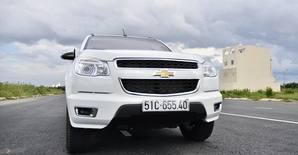 Đánh giá xe Chevrolet Colorado 2015 phần đầu 2.