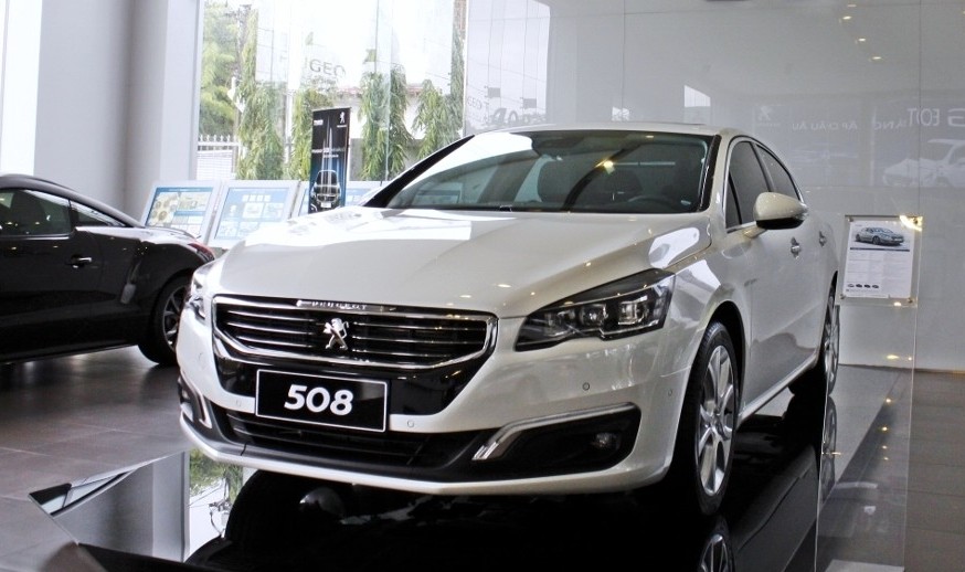 Peugeot 508 2015 đang ầm thầm xây dựng vị thế của mình nhờ thiết kế trẻ trung và trang bị hiện đại.