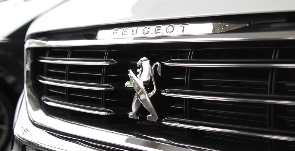 Lưới tản nhiệt của Peugeot 508 2015.