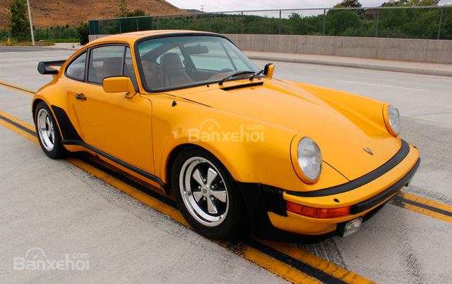 Xế cổ đặc biệt Porsche 911 Turbo 1979 sẵn sàng lên sàn 1