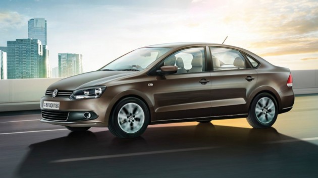 Đánh giá xe Volkswagen Polo sedan 2015 có giá thành cao so với các đối thủ.