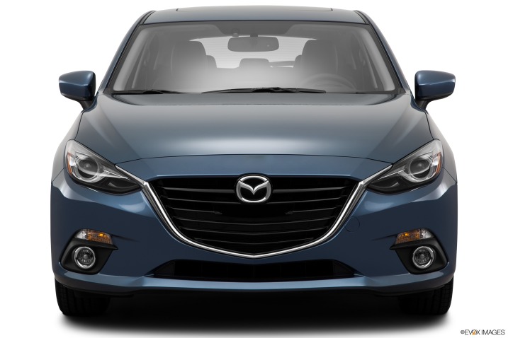Mazda 3 gây ấn tượng với thiết kế mềm mại, cuốn hút.