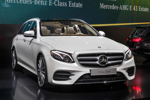 Mercedes-Benz E-Class Estate 2017 ra mắt thị trường Anh với giá mới.