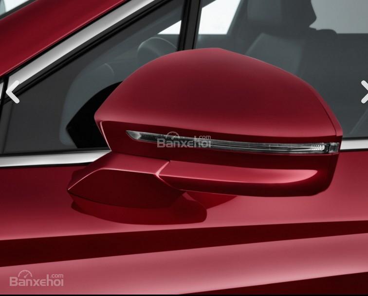 Đánh giá xe Lincoln MKC 2017: Đèn hậu tích hợp LED.