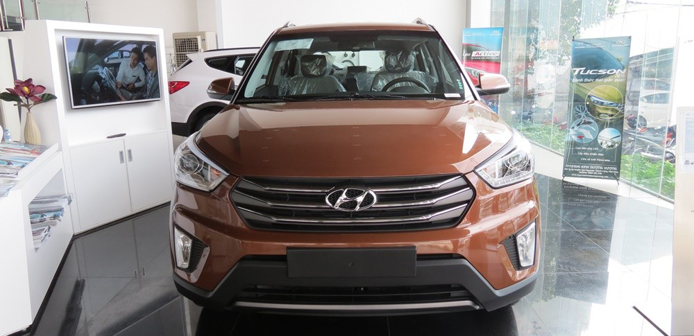 Đánh giá xe Hyundai Creta 2015 có vẻ ngoài trẻ trung và khá mạnh mẽ.