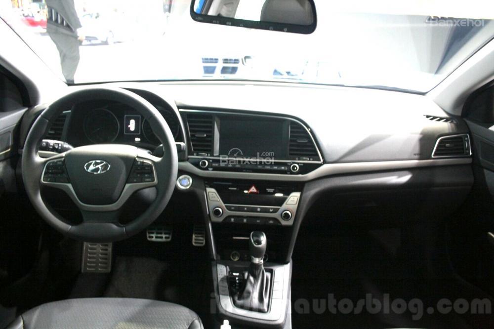 Hyundai Elantra 2016 sẽ bán tại Ấn Độ vào 23/8 3