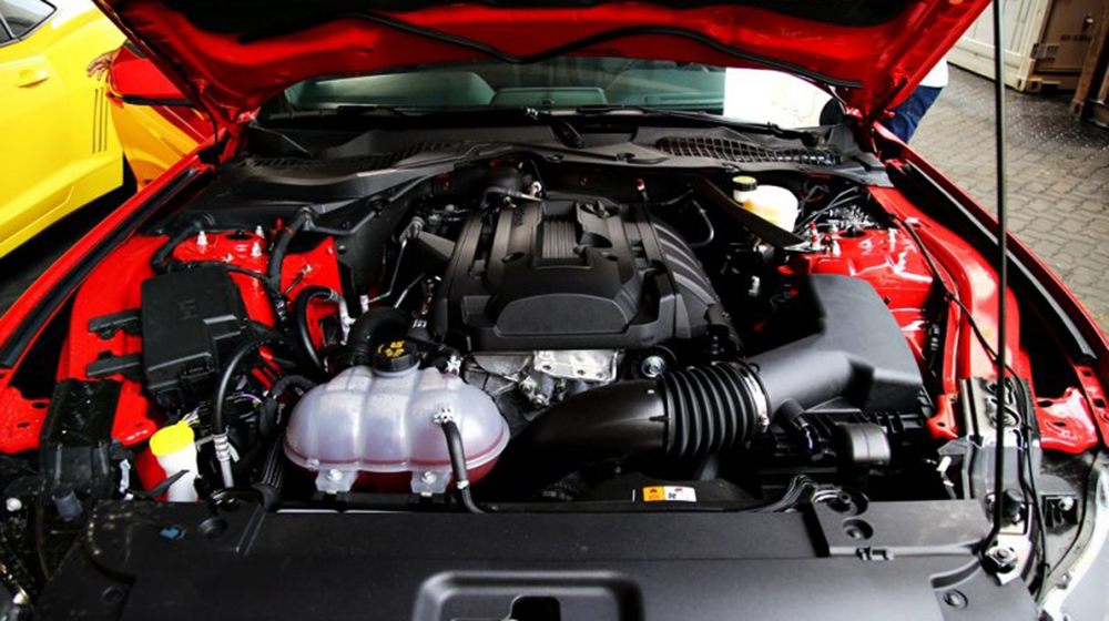 Đánh giá xe Ford Mustang 2015 có động cơ EcoBoost 2.3L tăng áp với công suất 305 mã lực.