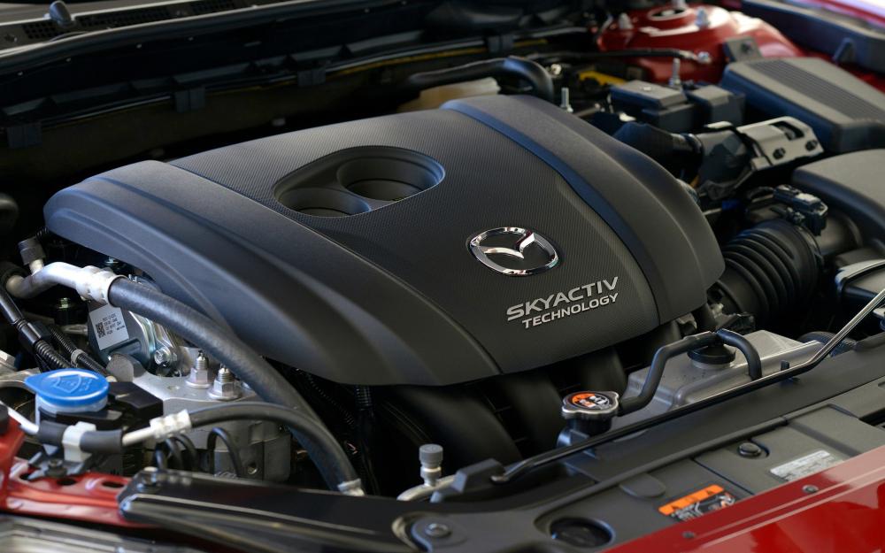 Đánh giá xe Mazda 6 2017 có động cơ SkyActiv 2,5 lít 4 xi lanh.