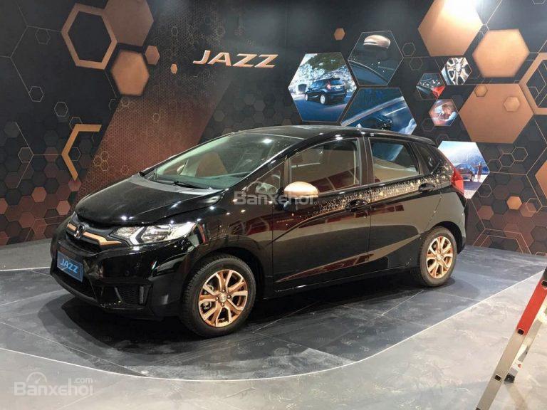 Ngắm hình ảnh Honda Jazz phiên bản Spotlight tại Paris Motor Show.