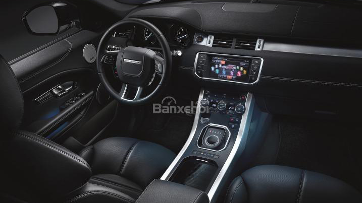 So sánh nội thất xe Range Rover Evoque và Porsche Macan - Sang trọng giống nhau 2