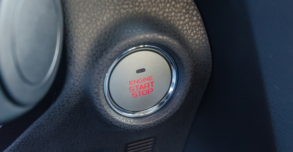Đánh giá xe Isuzu mu-X 2016 có nút bấm khởi động xe hiện đại.