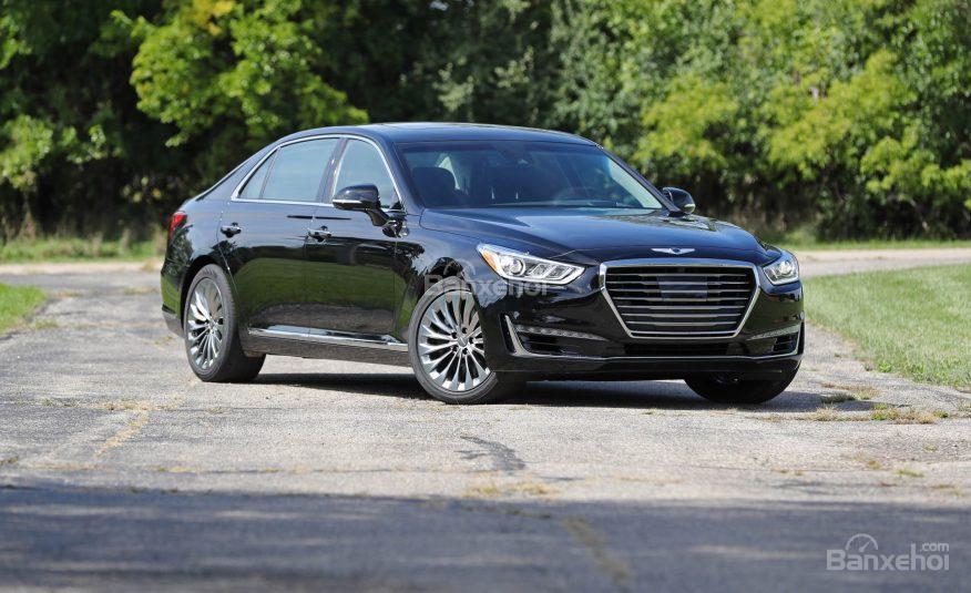 Đánh giá xe Genesis G90 2017: Hội tụ đầy đủ các yếu tố của chiếc sedan hạng sang cỡ lớn..