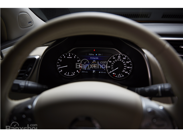 Đánh giá xe Nissan Murano 2017: Bảng đồng hồ lái.