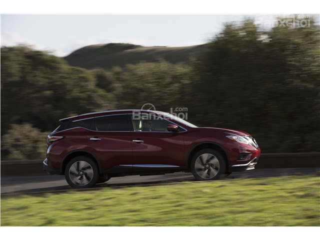 Đánh giá xe Nissan Murano 2017 về trải nghiệm lái: Dễ lái, thoải mái, yên tĩnh.