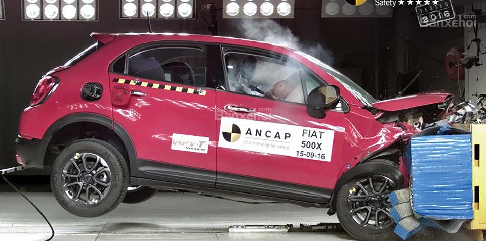 Fiat 500X, Mercedes E-Class và Subaru Impreza đạt 5 sao an toàn từ ANCAP