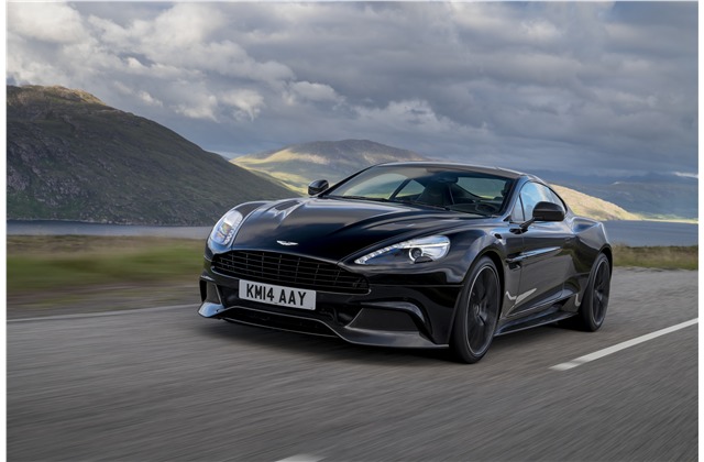  Aston Martin Vanquish - một trong những mẫu xe đẹp nhất thập kỷ.