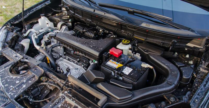 Đánh giá xe Nissan X-Trail 2016 có động cơ mạnh mẽ.