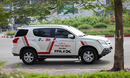 Isuzu mu-X cũng sẽ không giảm giá trong thời gian đầu năm 2017 .