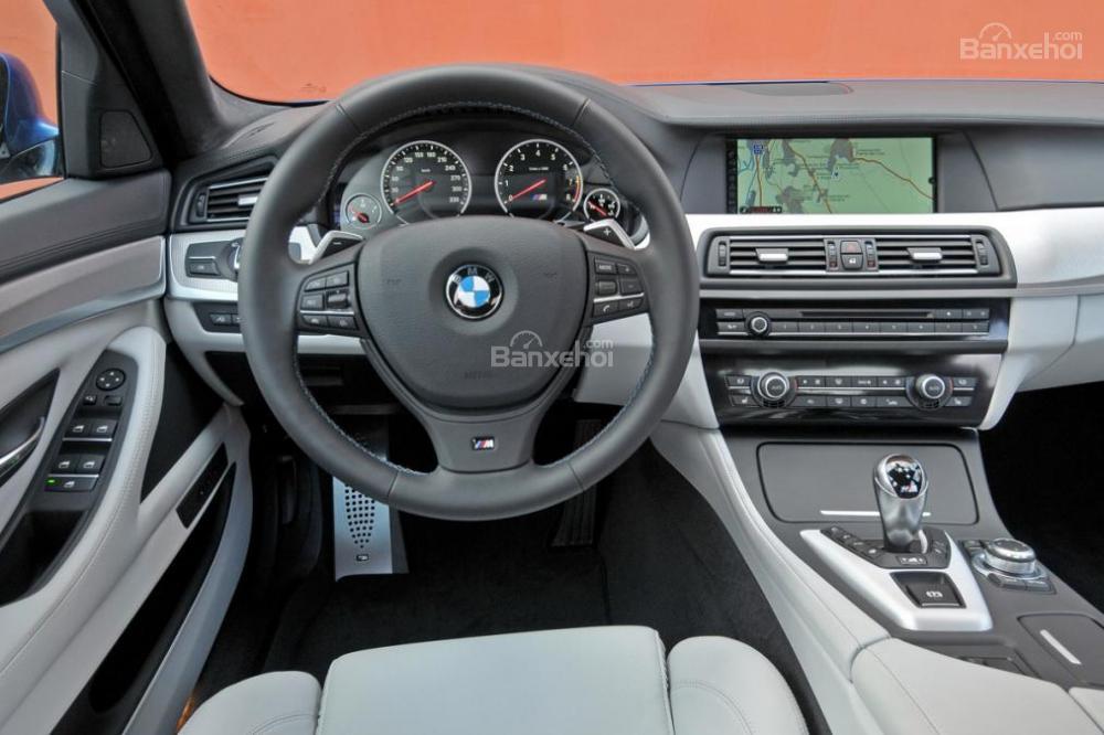 Đánh giá xe BMW M5 2016 về hệ thống thông tin giải trí a1