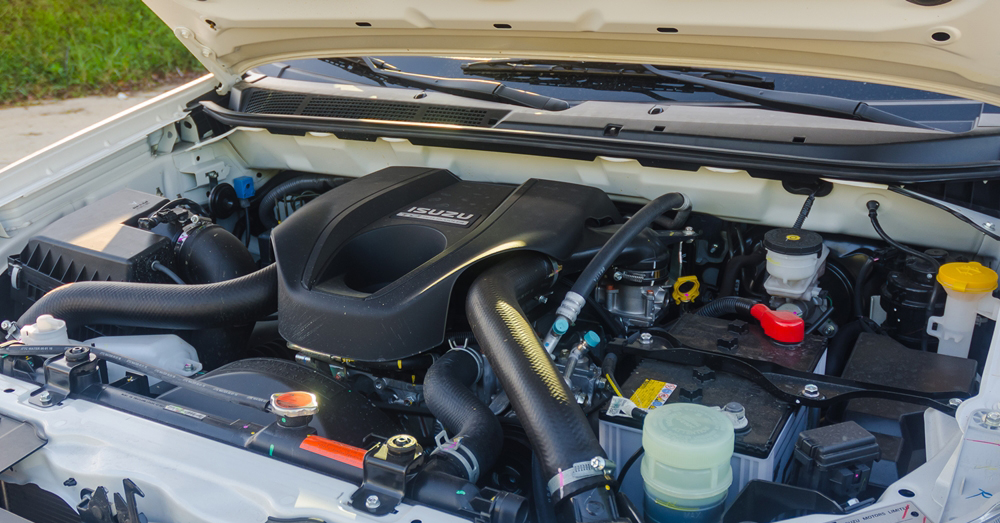 Đánh giá xe Isuzu mu-X 2016: Động cơ.