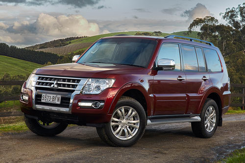 Hình ảnh mẫu Mitsubishi Pajero.