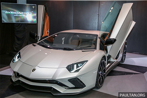 Lamborghini Aventador S cập bến Malaysia với giá 404.000 USD.