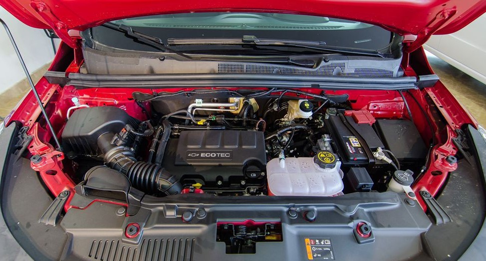 Ở phân khúc này, hiện tại Chevrolet Trax là một mẫu xe duy nhất dùng động cơ xăng tăng áp 1