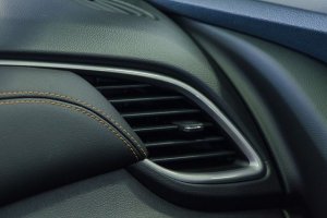 Đánh giá xe Chevrolet Trax 2017: Điều hòa Đánh giá xe Chevrolet Trax 2017: Điều hòa.