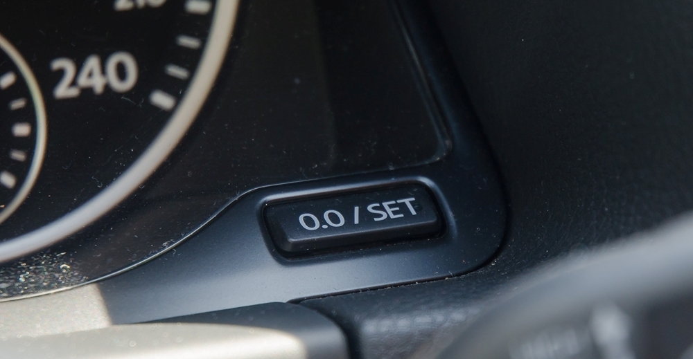 Đánh giá xe Volkswagen Tiguan 2016 về bảng đồng hồ lái