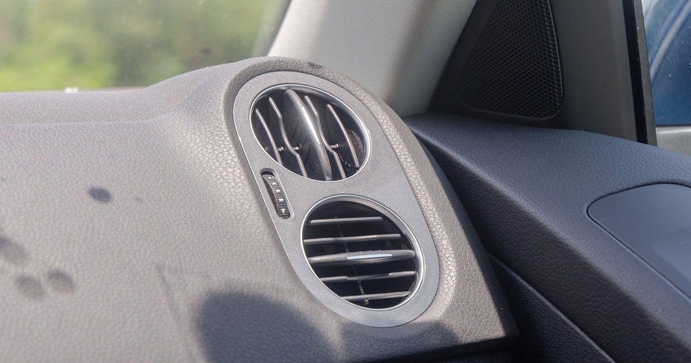Đánh giá xe Volkswagen Tiguan 2016: Hệ thống điều hòa cho khả năng làm lạnh nhanh và sâu a3