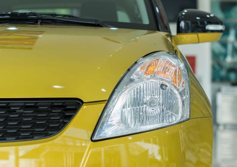 Đánh giá xe Suzuki Swift 2017: Cụm đèn pha 1