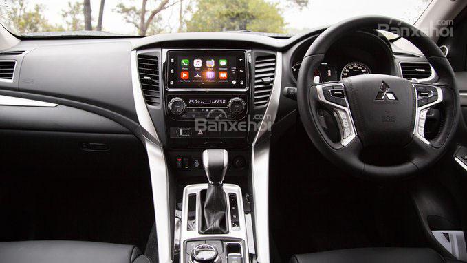 So sánh xe Mitsubishi Pajero Sport 2017 và Chevrolet Trailblazer 2017 1 So sánh xe Mitsubishi Pajero Sport 2017 và Chevrolet Trailblazer 2017 a1
