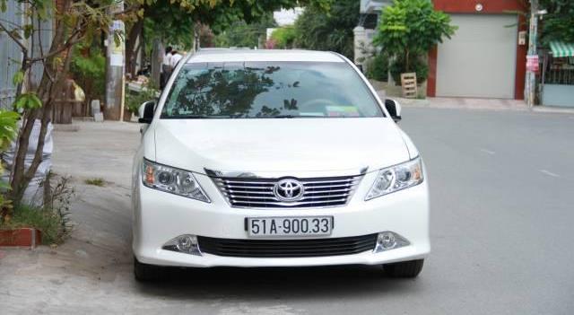 Toyota Camry 20E 2014  Xe Toyota Camry 20E năm sản xuất 2014 màu bạc