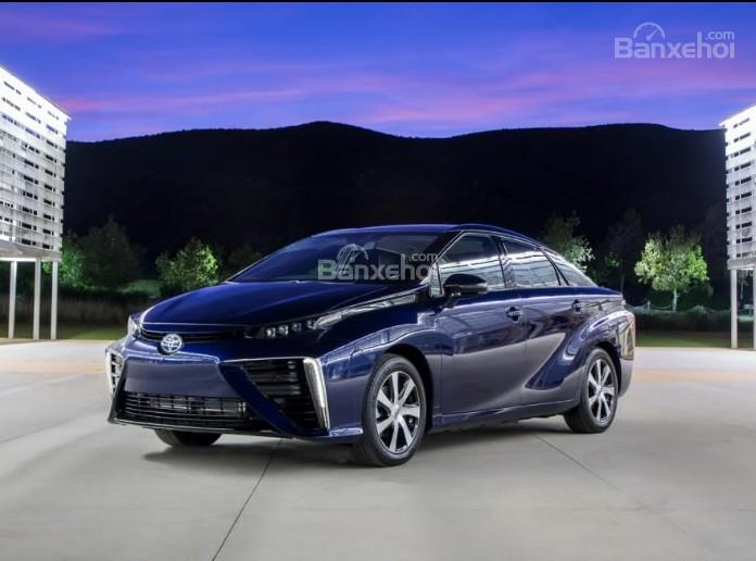 Đánh giá xe Toyota Mirai 2017: Bản thảo đầu tiên về tầm nhìn tương lai của hãng xe Nhật,