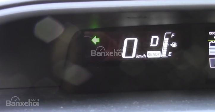 Hướng dẫn cách đỗ xe vào bãi dễ dàng3 Hướng dẫn cách đỗ xe vào bãi dễ dàng 3