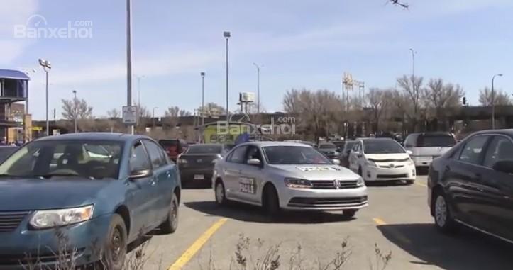 Hướng dẫn cách đỗ xe vào bãi dễ dàng9 Hướng dẫn cách đỗ xe vào bãi dễ dàng 9