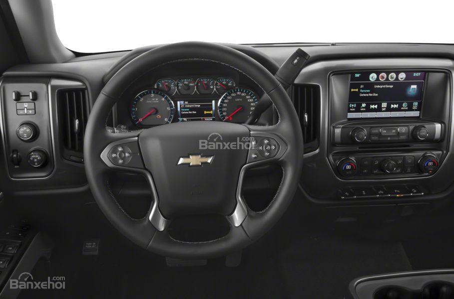Đánh giá xe Chevrolet Silverado 1500 2017: Vô-lăng bọc da tích hợp các nút điều khiển chức năng a1