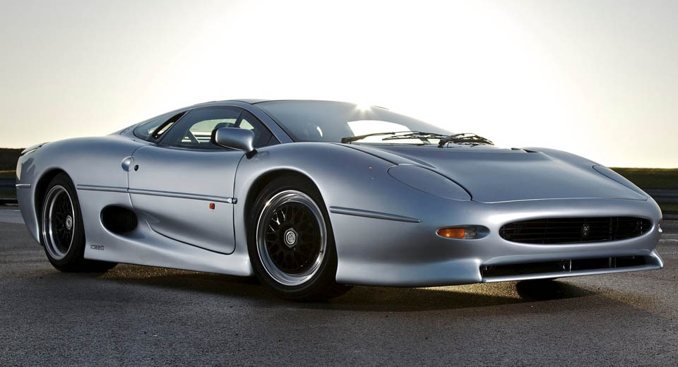 Jaguar XJ220.