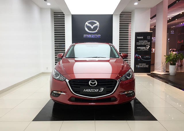 Mazda 3 2017 xuất hiện thêm bản nâng cấp tại Việt Nam, giá 690 triệu đồng.