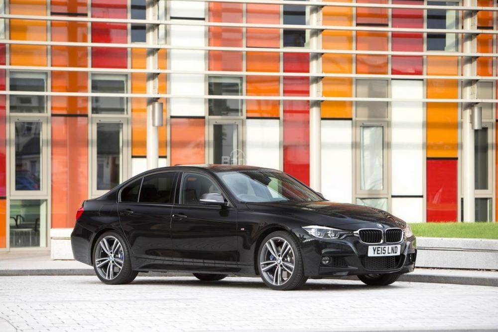 BMW 330i lên kệ tại Ấn Độ, giá từ 1,47 tỷ đồng.