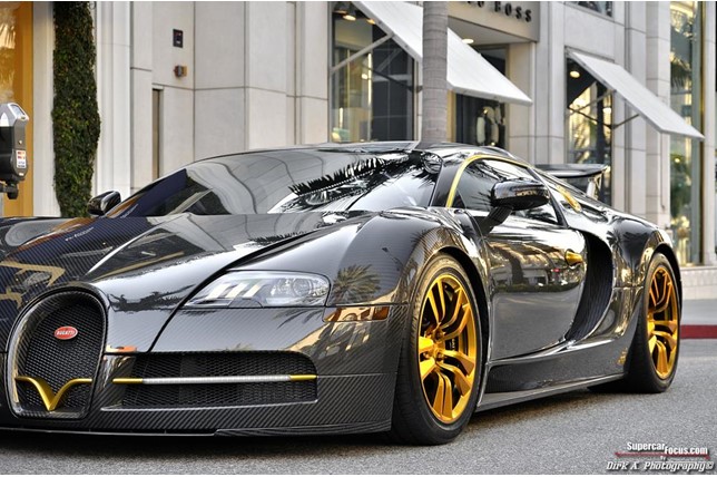 Đầu Bugatti Veyron Linea Vincero d''''''''Oro Đầu Bugatti Veyron Linea Vincero d''''''''Oro.