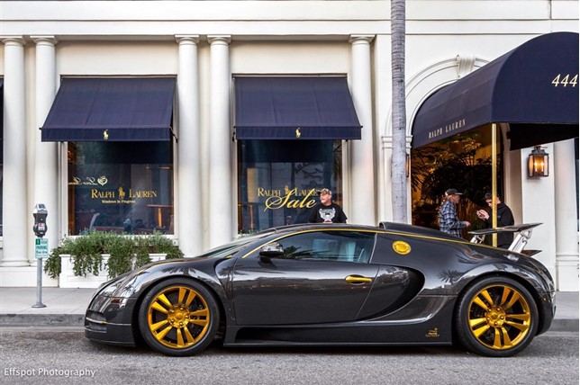 Thân Bugatti Veyron Linea Vincero d''''''''Oro Thân Bugatti Veyron Linea Vincero d''''''''Oro.